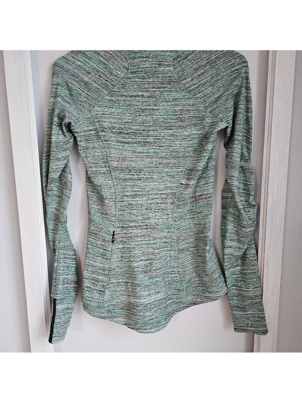 Lululemon Runderful Long Sleeve - Picture 6 of 9